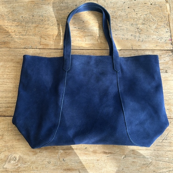 M.I.L.A. Luxe Bag | Suede | navy | Tote | Shoulder Bag - Picture 7 of 10